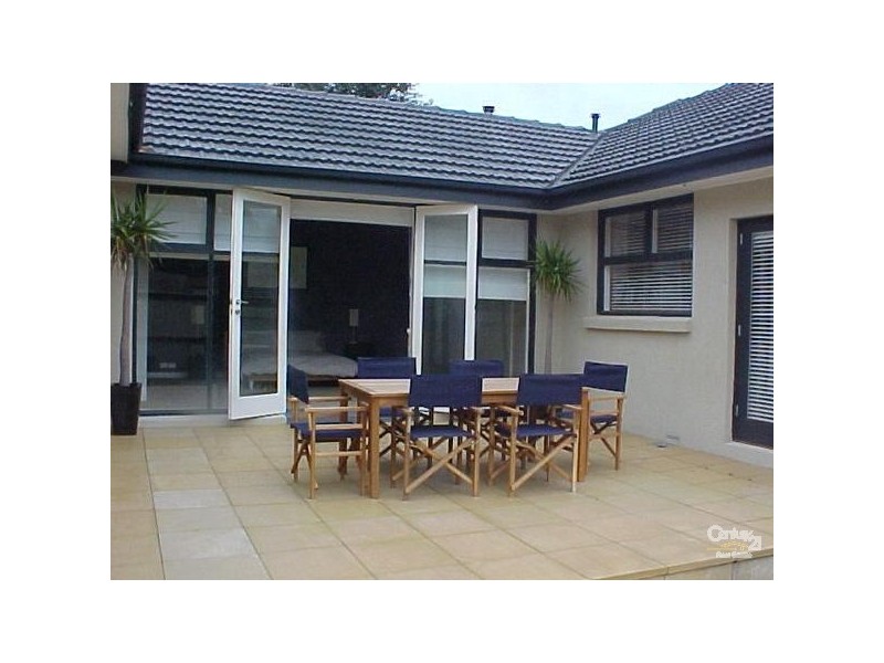 30 Riddle Street, Bentleigh VIC 3204