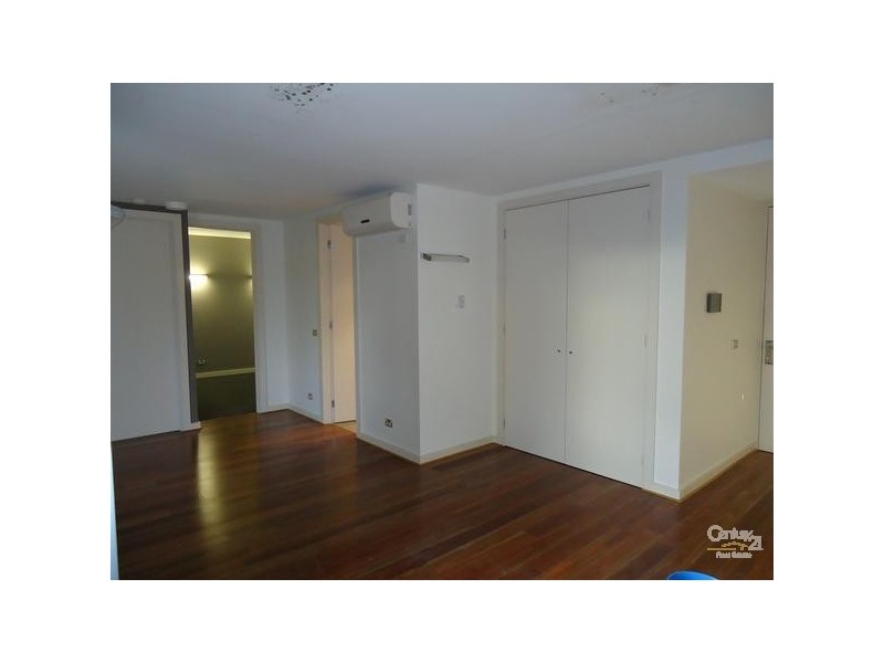 5/358 Hampton Street, Hampton VIC 3188