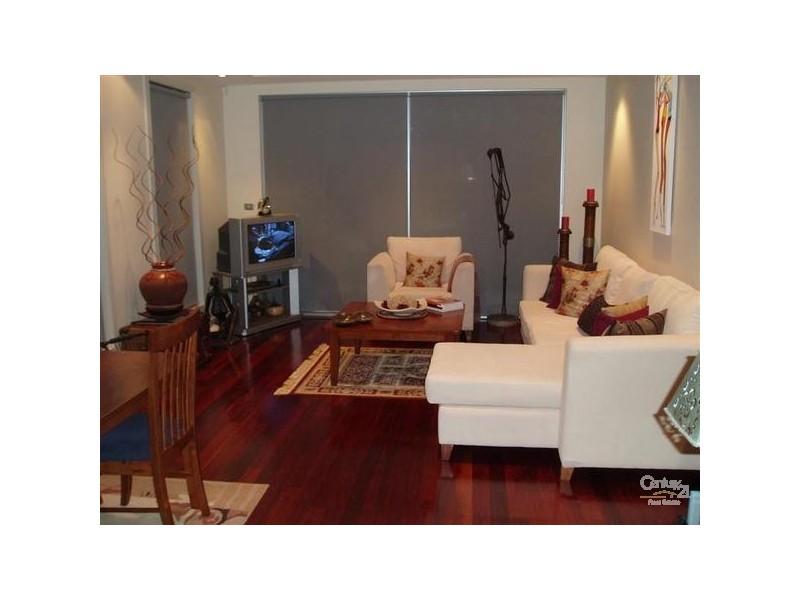 2/323 Centre Road, Bentleigh VIC 3204