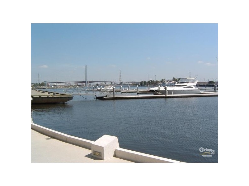 1302/50 Lorimer Street, Docklands VIC 3008