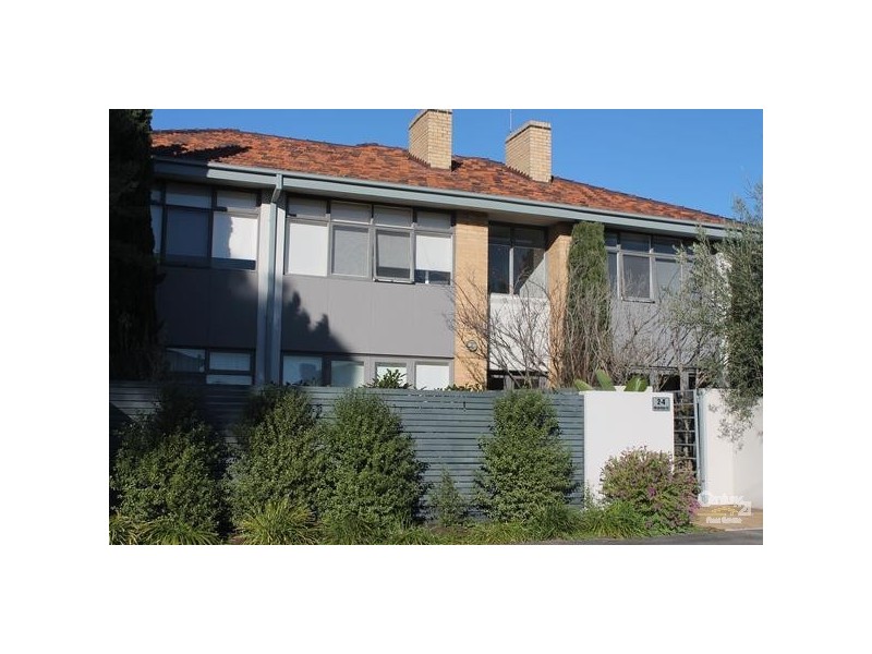 12/2-4 McArthur Street, Bentleigh VIC 3204