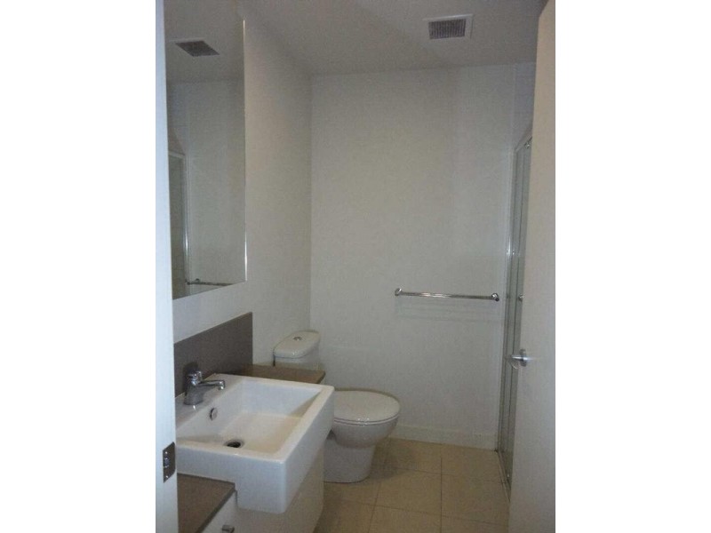 205/33 Cliveden Close, East Melbourne VIC 3002