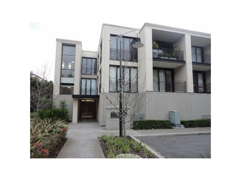 205/33 Cliveden Close, East Melbourne VIC 3002