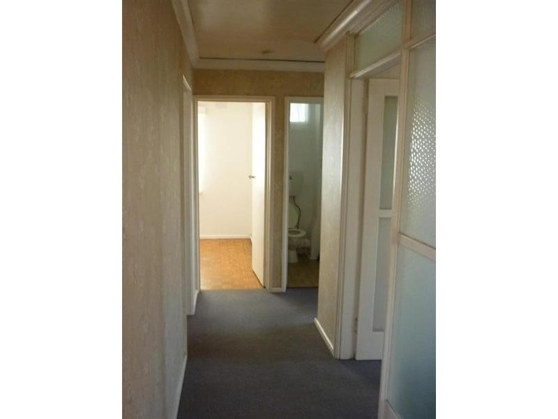 11/12 Bartlett Street, Hampton East VIC 3188