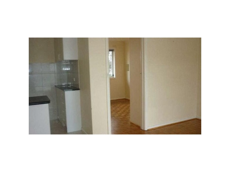 8/10 Walsh Street, Ormond VIC 3204