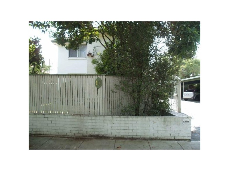 8/10 Walsh Street, Ormond VIC 3204