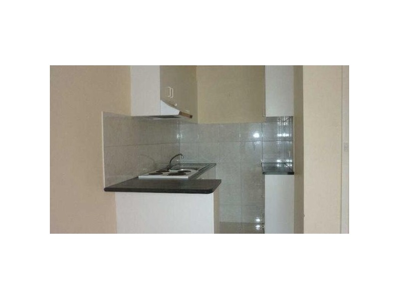 8/10 Walsh Street, Ormond VIC 3204