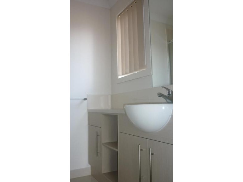 29 Rosella Ave, Pakenham VIC 3810