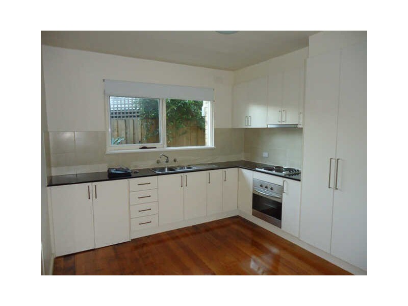 7/3  David Court, Cheltenham VIC 3192