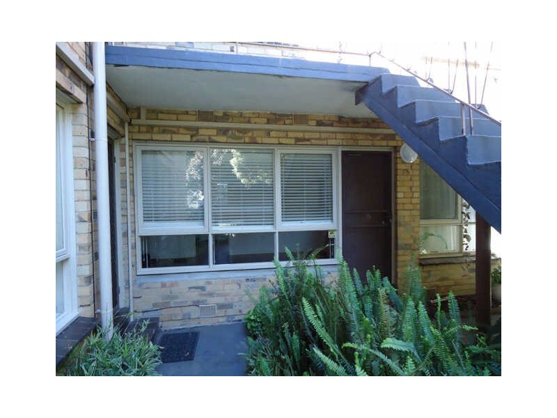7/3  David Court, Cheltenham VIC 3192