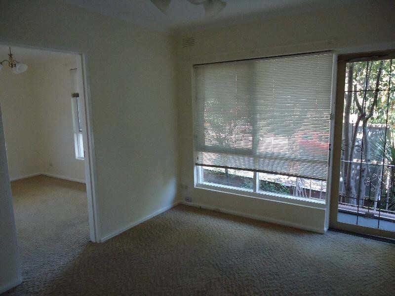 3/25  Omama Road, Murrumbeena VIC 3163