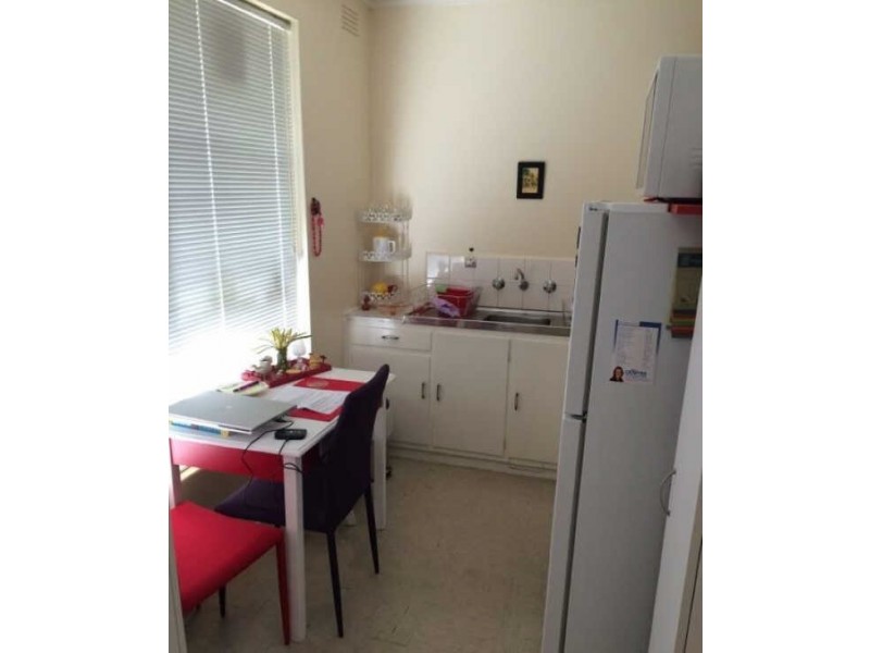 3/25  Omama Road, Murrumbeena VIC 3163