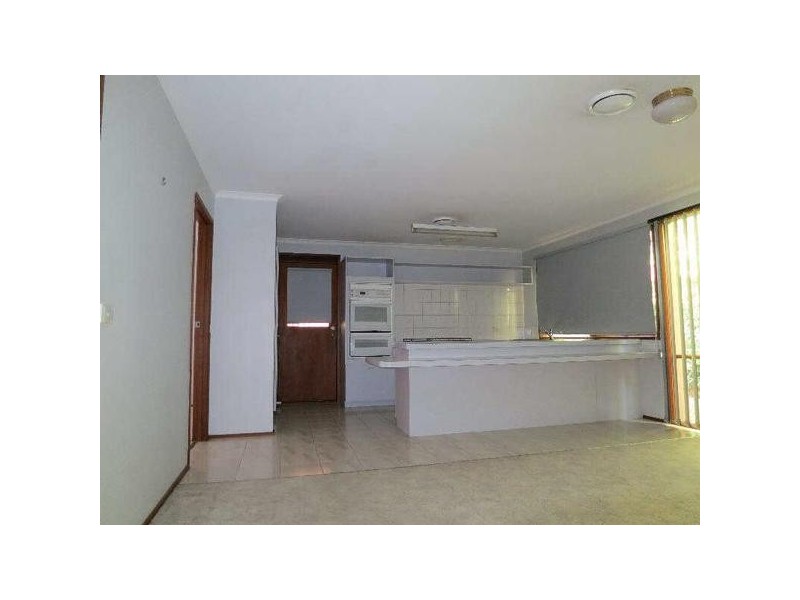 2/17 Sunray Avenue, Cheltenham VIC 3192