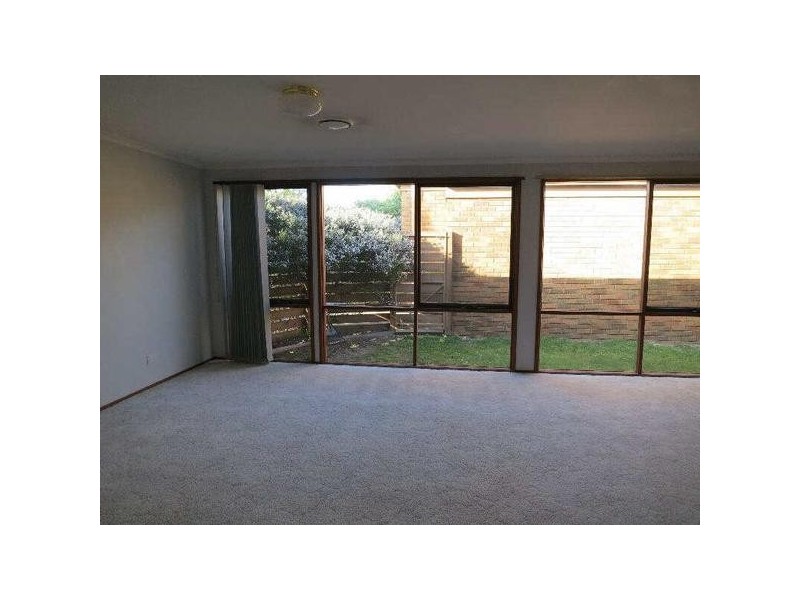 2/17 Sunray Avenue, Cheltenham VIC 3192