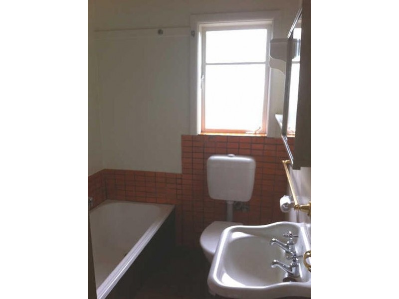 37  First Street, Clayton South VIC 3169