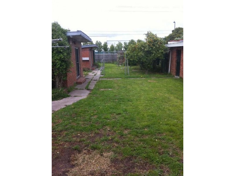 37  First Street, Clayton South VIC 3169