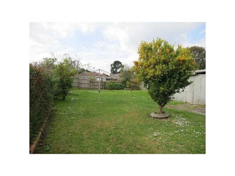 23  Nicole Avenue,, Dandenong North VIC 3175