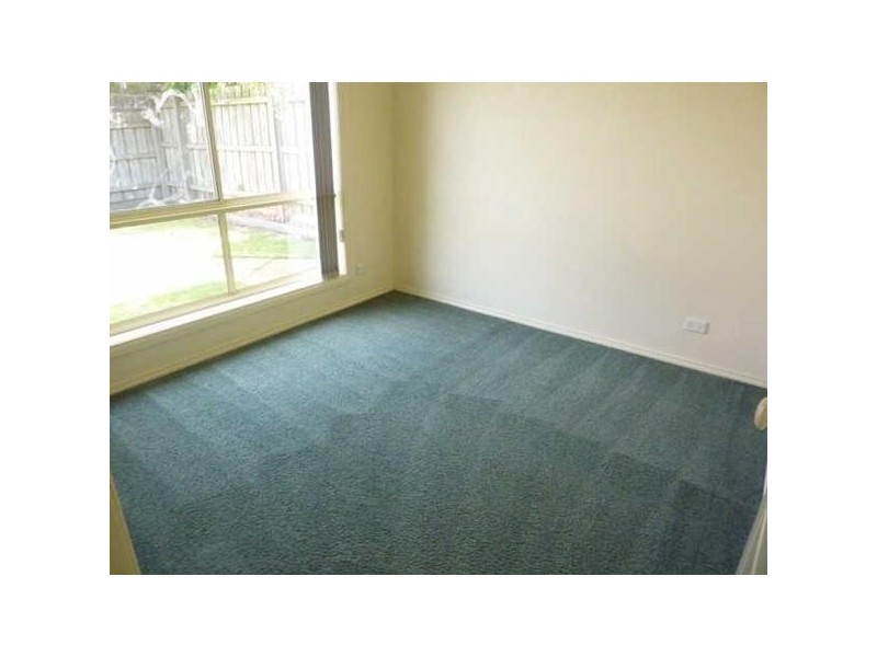 16 Creighton Way, Mornington VIC 3931