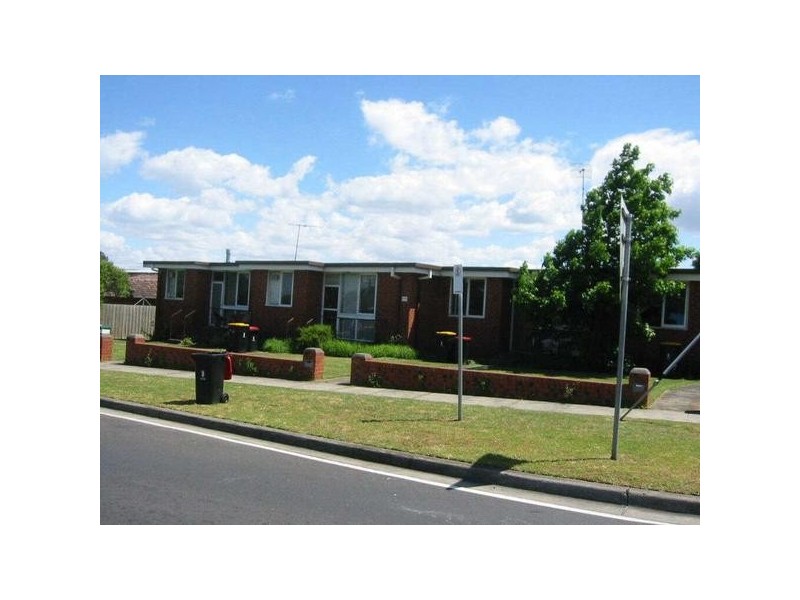2/101A Bernard Street, Cheltenham VIC 3192