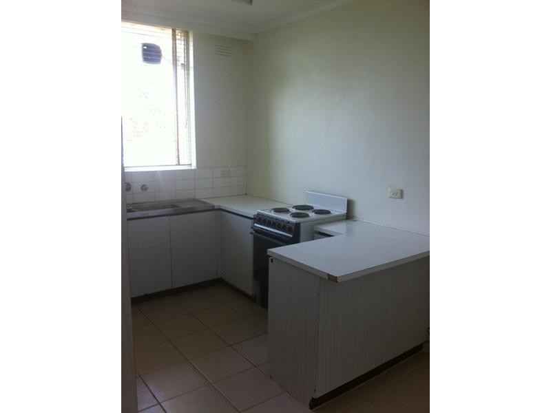 2/101A Bernard Street, Cheltenham VIC 3192