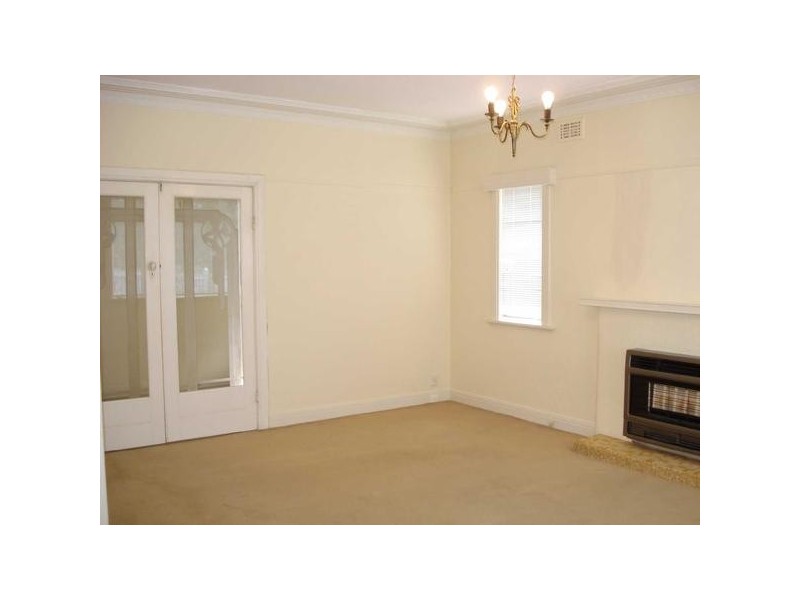 19  Creswick Street, Brighton East VIC 3187