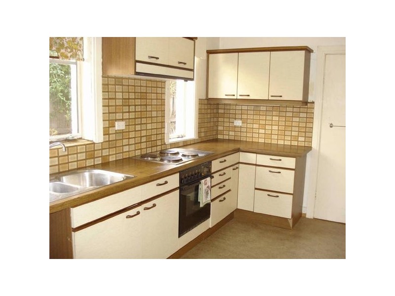 19  Creswick Street, Brighton East VIC 3187