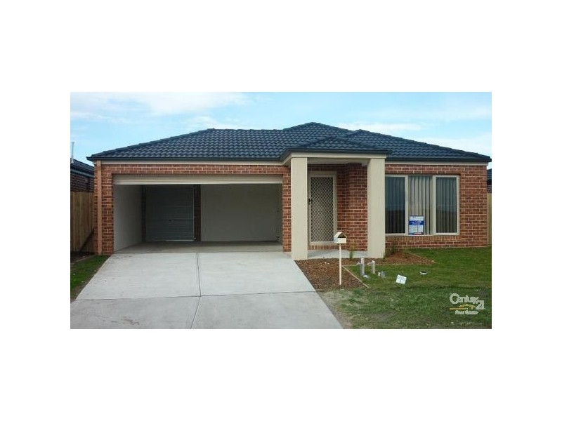 29 Rosella Ave, Pakenham VIC 3810