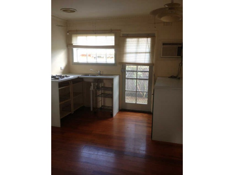 7/24  Parkside Street, Elsternwick VIC 3185