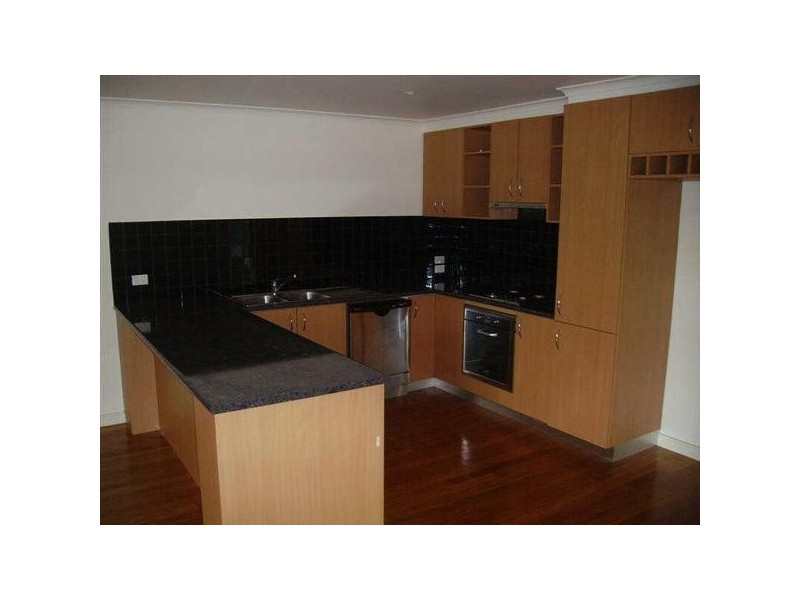 2/14 Moor Street, Bentleigh East VIC 3165