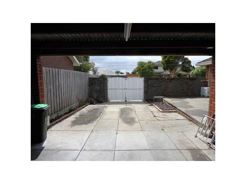 7 Brett Court, Cheltenham VIC 3192
