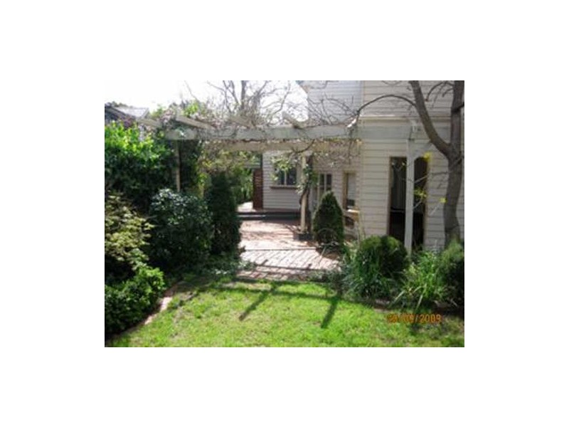 2  Stone Street, Brighton East VIC 3187