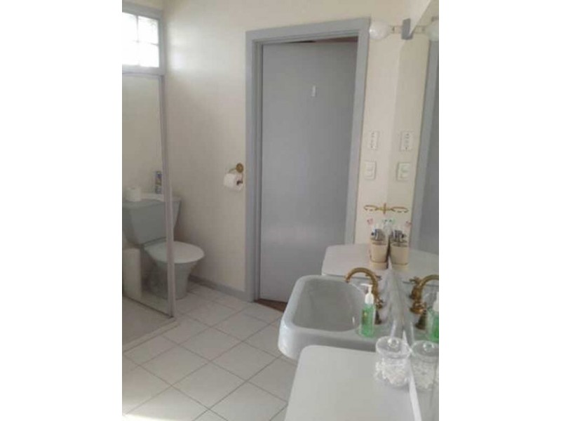 2  Stone Street, Brighton East VIC 3187