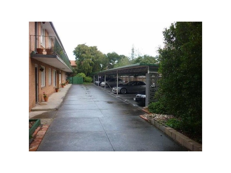 11/63 ULUPNA ROAD, Ormond VIC 3204