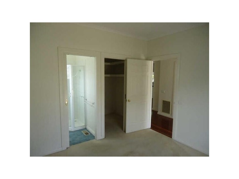 49A Fewster Road, Hampton VIC 3188