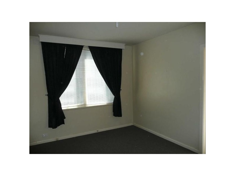 2/6 Mitford Street, St Kilda VIC 3182