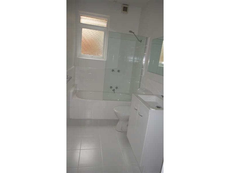 1/53  DALEY STREET, Bentleigh VIC 3204