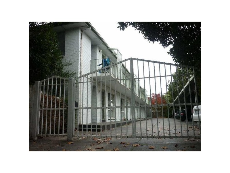 6/10 Walsh Street, Ormond VIC 3204