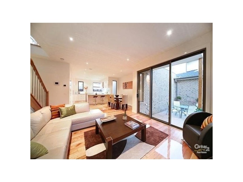 73 McKinnon Road, Mckinnon VIC 3204