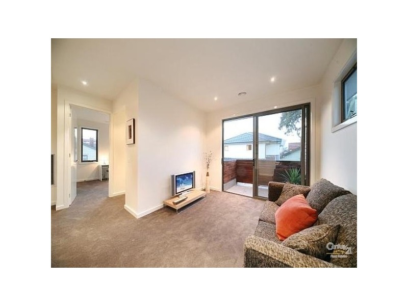 73 McKinnon Road, Mckinnon VIC 3204