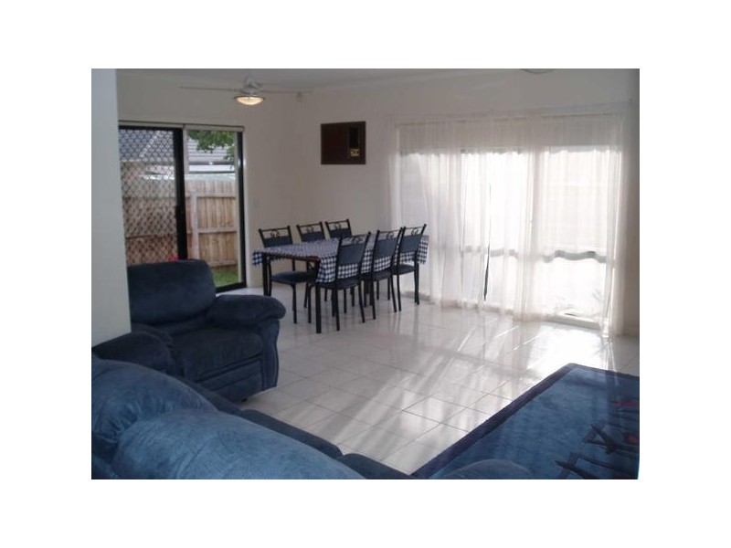 2/20 VERA STREET, Bentleigh East VIC 3165