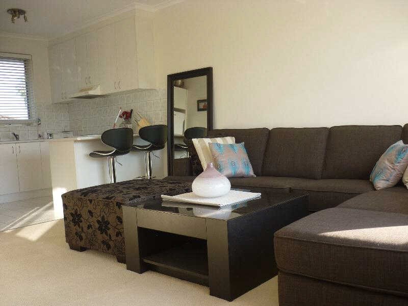3/87  Como Parade East, Parkdale VIC 3195