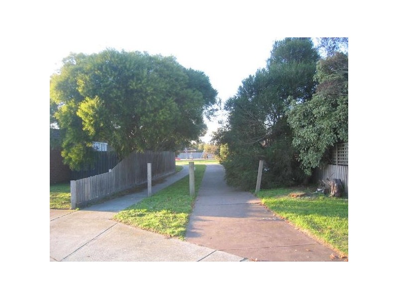 15/12 Willowglen Court, Dingley Village VIC 3172