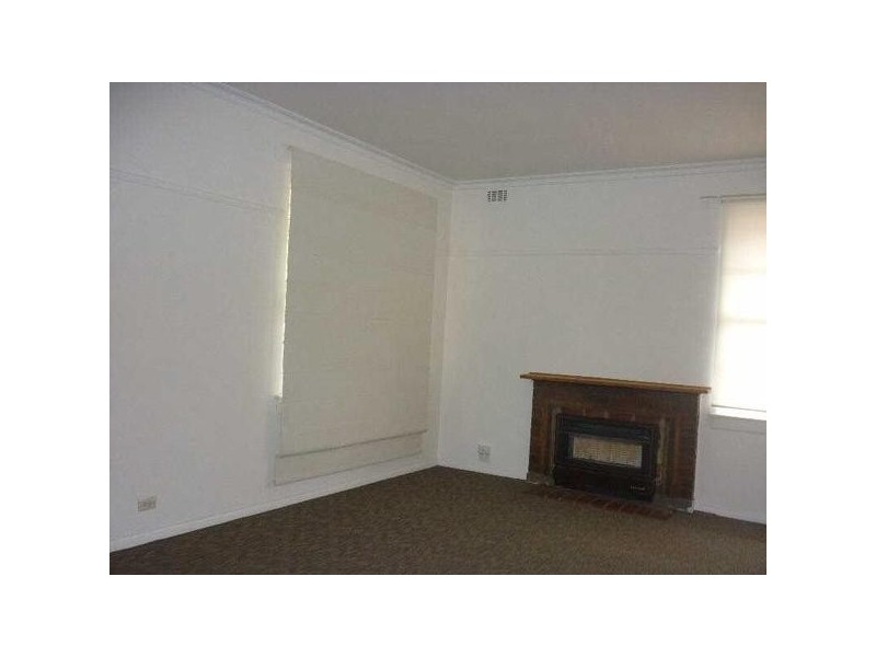 56  Raynes Park Road,, Hampton VIC 3188