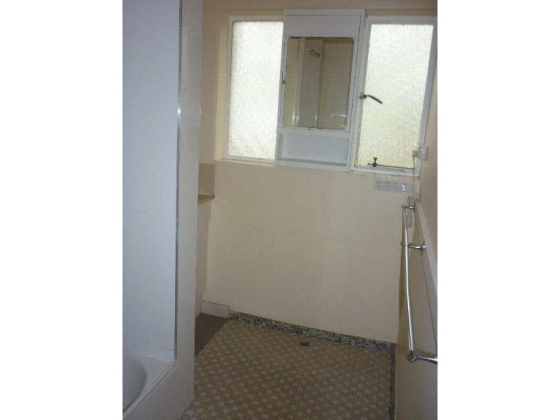 56  Raynes Park Road,, Hampton VIC 3188