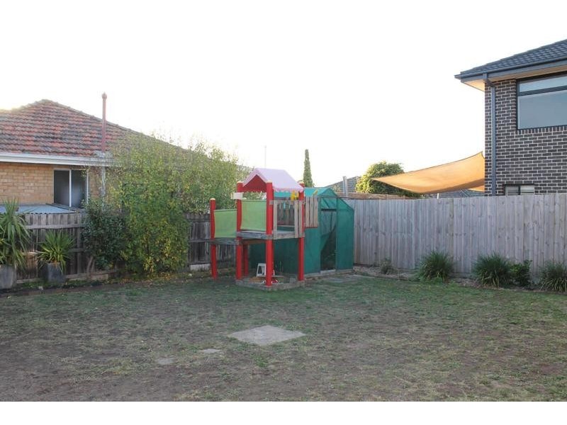 21  DICKENS STREET, Bentleigh VIC 3204