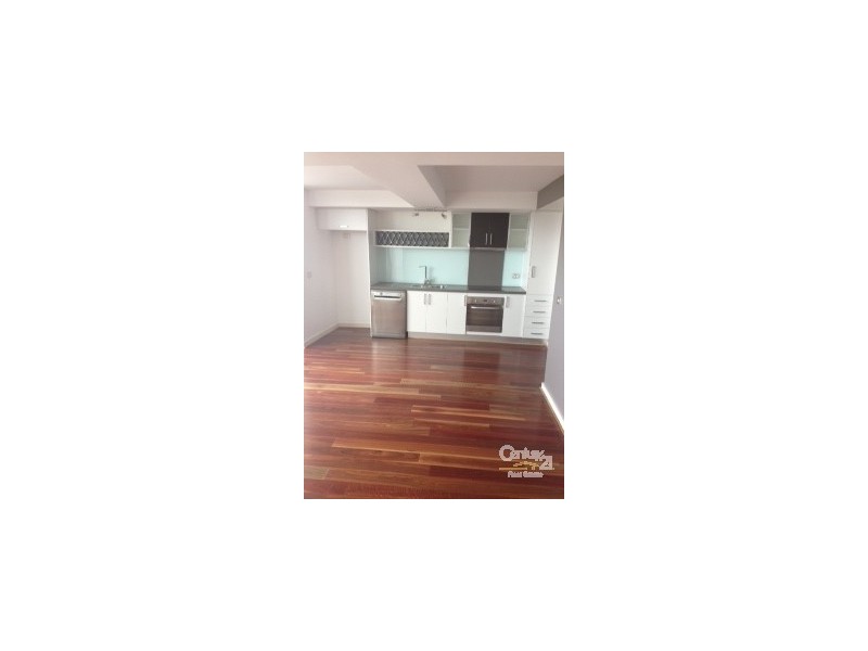 13/358 Hampton Street, Hampton VIC 3188