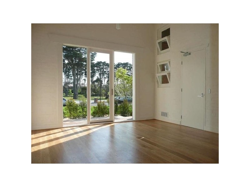 5/3 Evergreen Circuit, Cheltenham VIC 3192