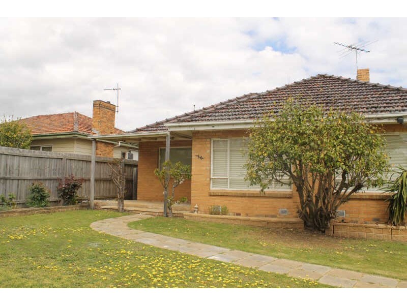 14  Deakin Street, Bentleigh East VIC 3165