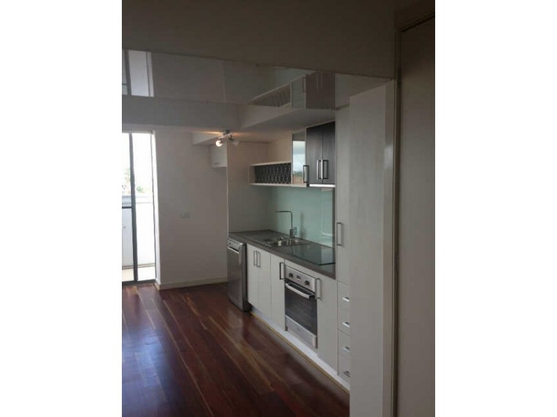 13/358  HAMPTON ST, Hampton VIC 3188