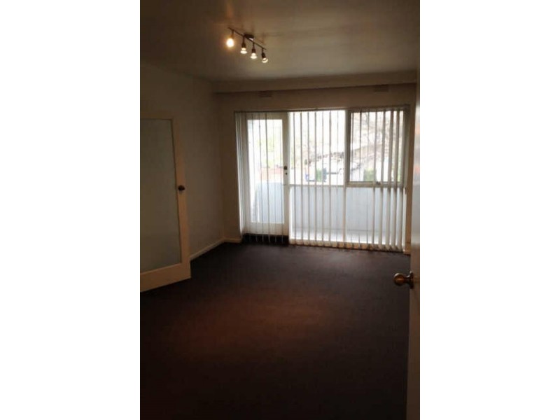 5/12  MAROONA ROAD, Glen Huntly VIC 3163